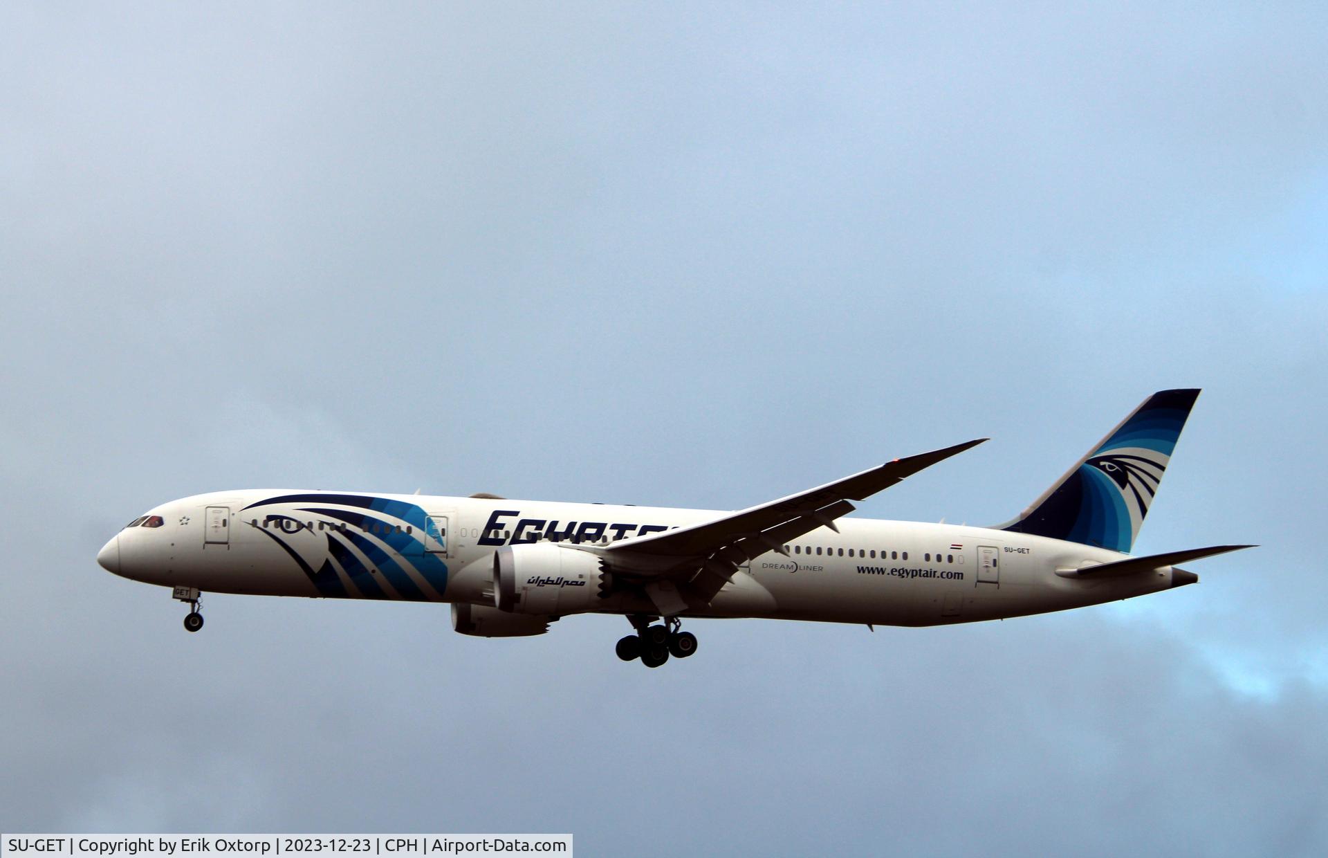 SU-GET, 2019 Boeing 787-9 Dreamliner Dreamliner C/N 38801, SU-GET landing rw 22L