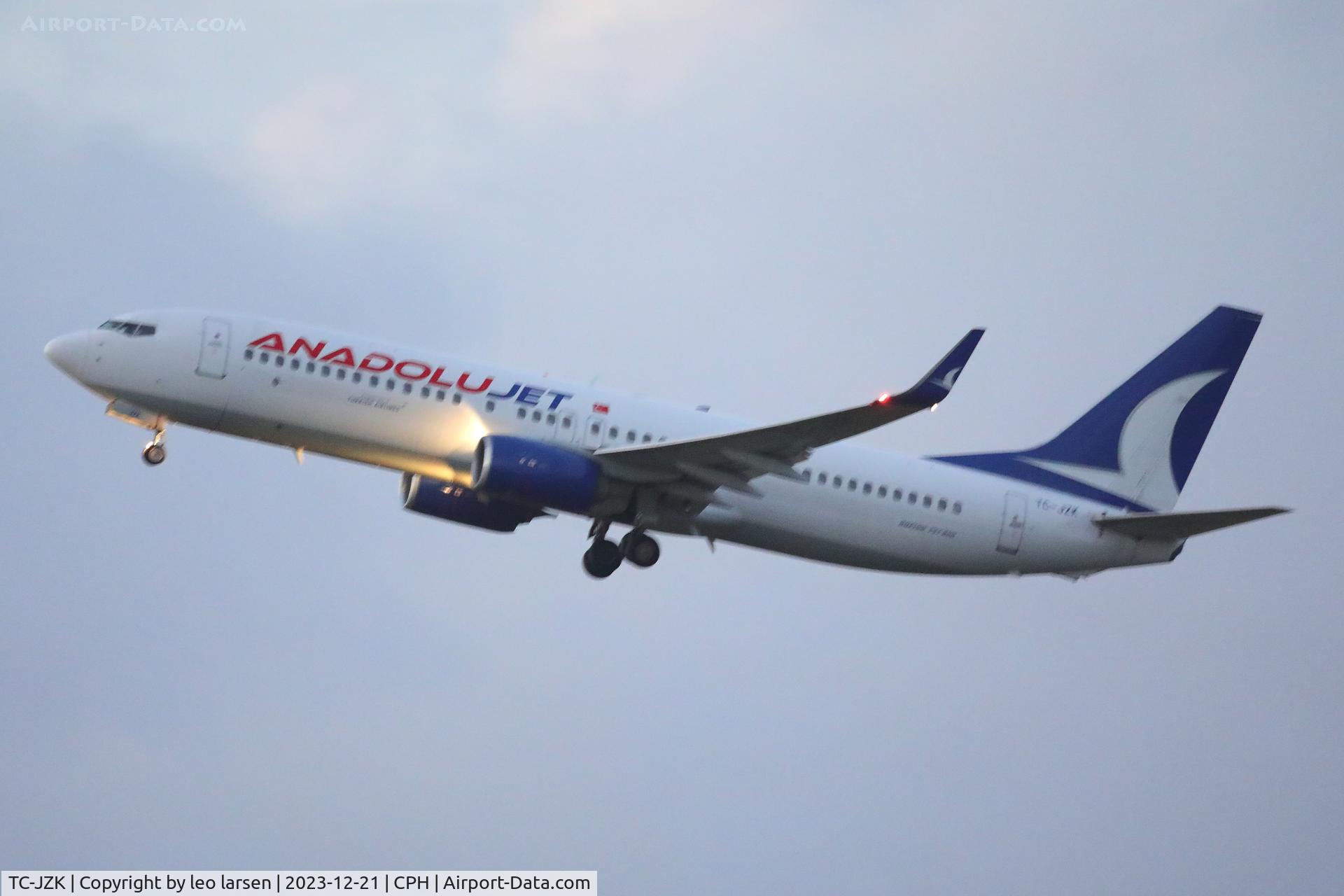 TC-JZK, 2011 Boeing 737-8AS C/N 34996, Copenhagen 21.12.2023