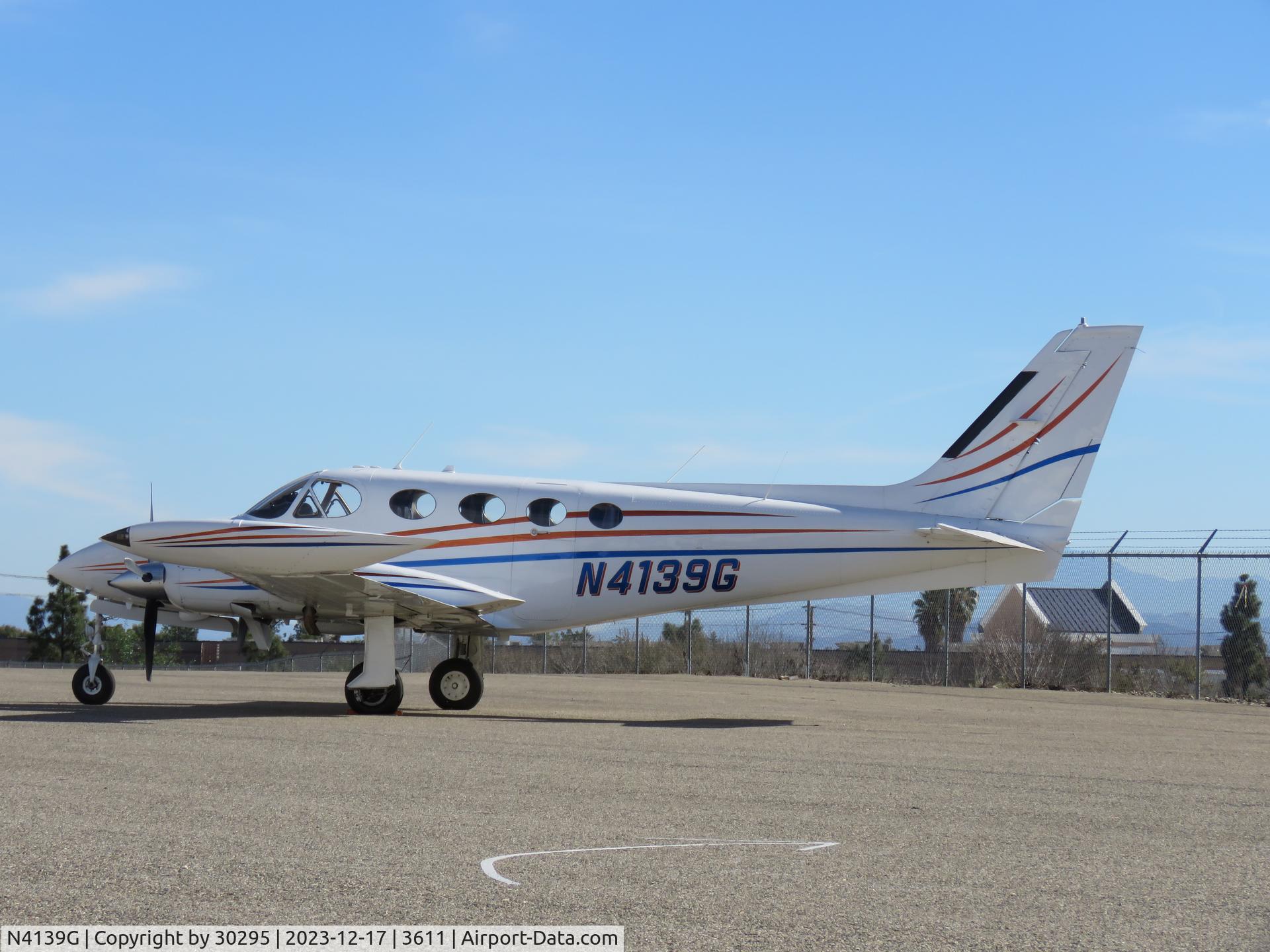 N4139G, Cessna 340A C/N 340A0310, Parked