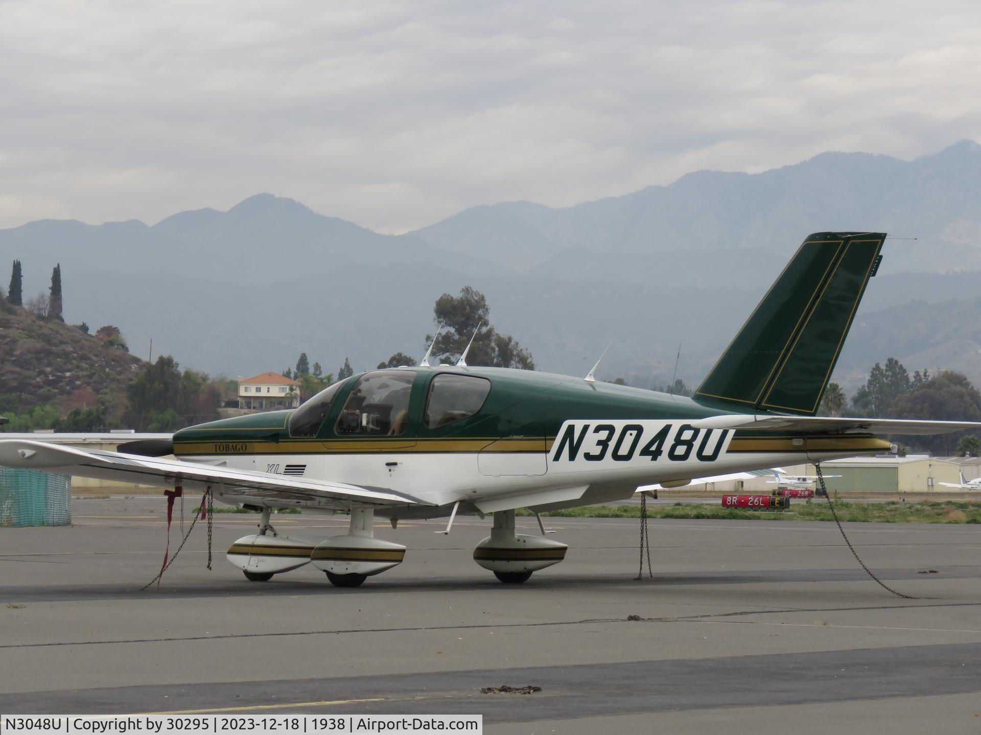 N3048U, 1993 Socata TB-200 Tobago XL C/N 1543, Parked