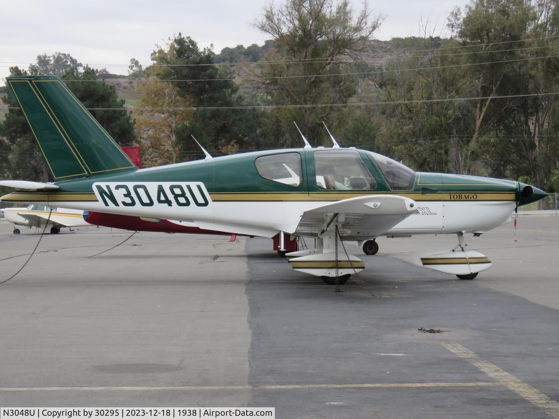 N3048U, 1993 Socata TB-200 Tobago XL C/N 1543, Parked