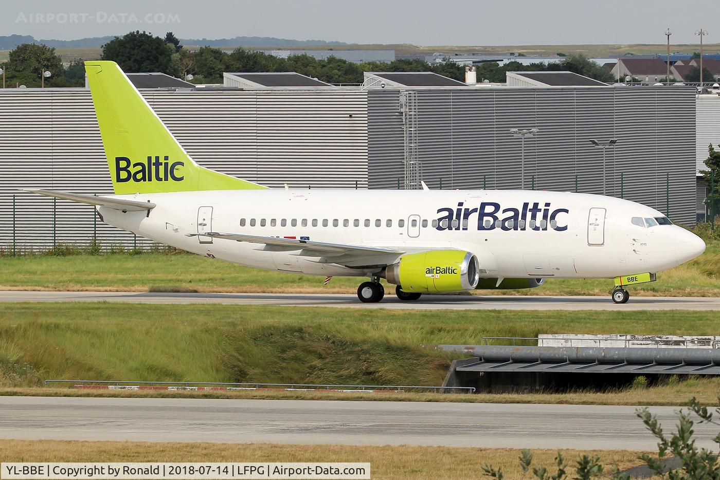 YL-BBE, 1998 Boeing 737-53S C/N 29073, at cdg