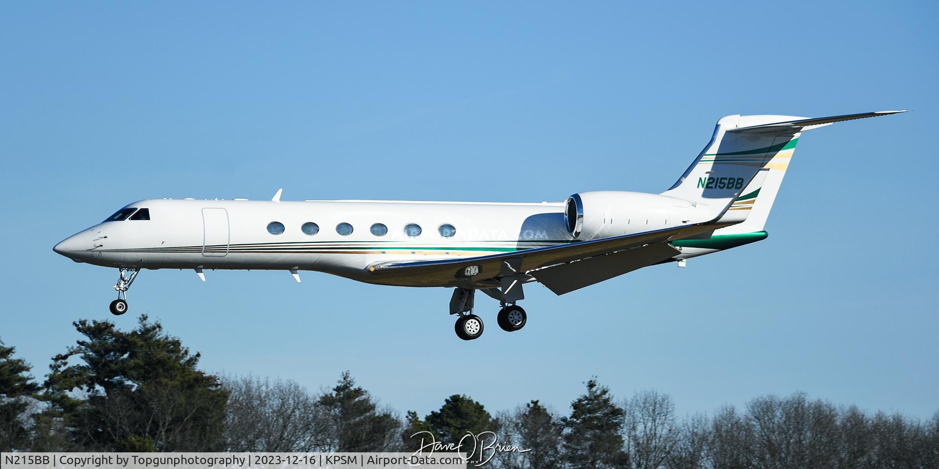 N215BB, 2000 Gulfstream Areospace G-V C/N 610, Trump's ride coming in for a speech at UNH in Durham NH