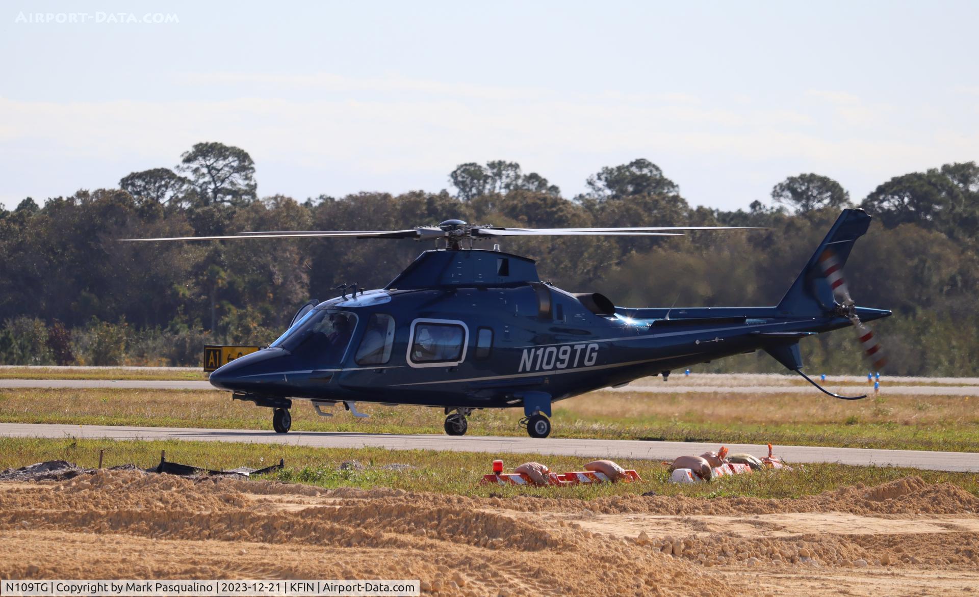 N109TG, 2006 Agusta A-109E C/N 11680, Agusta A-109E