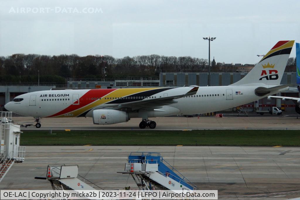 OE-LAC, 2013 Airbus A330-243 C/N 1486, Taxiing