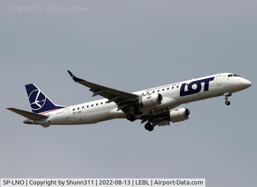 SP-LNO, 2007 Embraer 195LR (ERJ-190-200LR) C/N 19000084, Landing rwy 06L