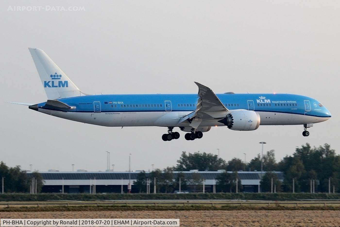 PH-BHA, 2015 Boeing 787-9 Dreamliner Dreamliner C/N 36113, at spl
