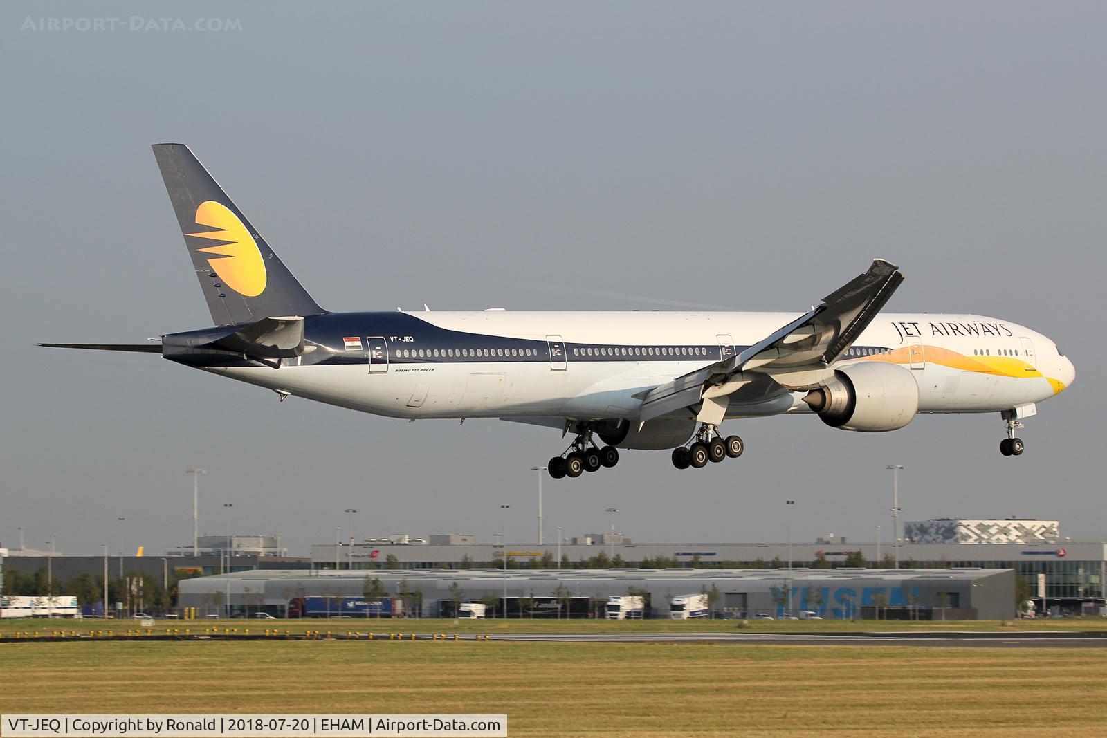 VT-JEQ, 2007 Boeing 777-35R/ER C/N 35161, at spl