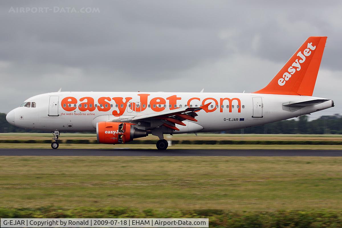 G-EJAR, 2005 Airbus A319-111 C/N 2412, at spl