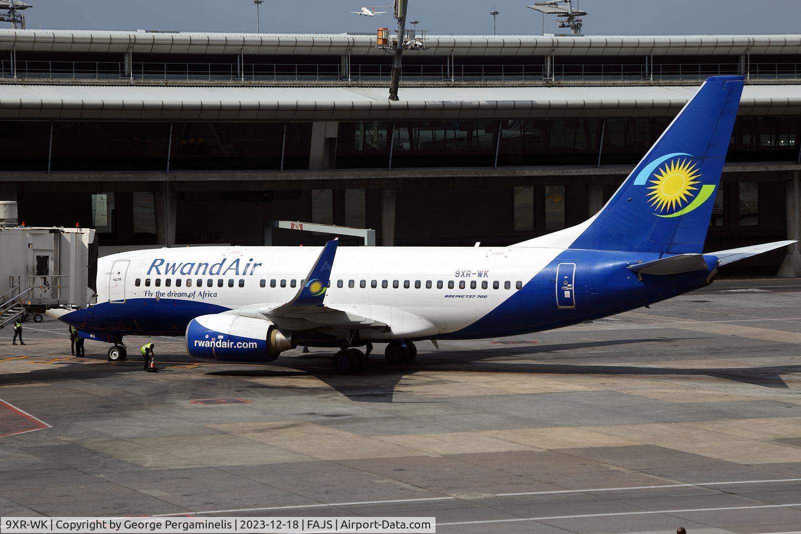 9XR-WK, 2007 Boeing 737-7K5 C/N 30726, Just arrived at Jo'burg.