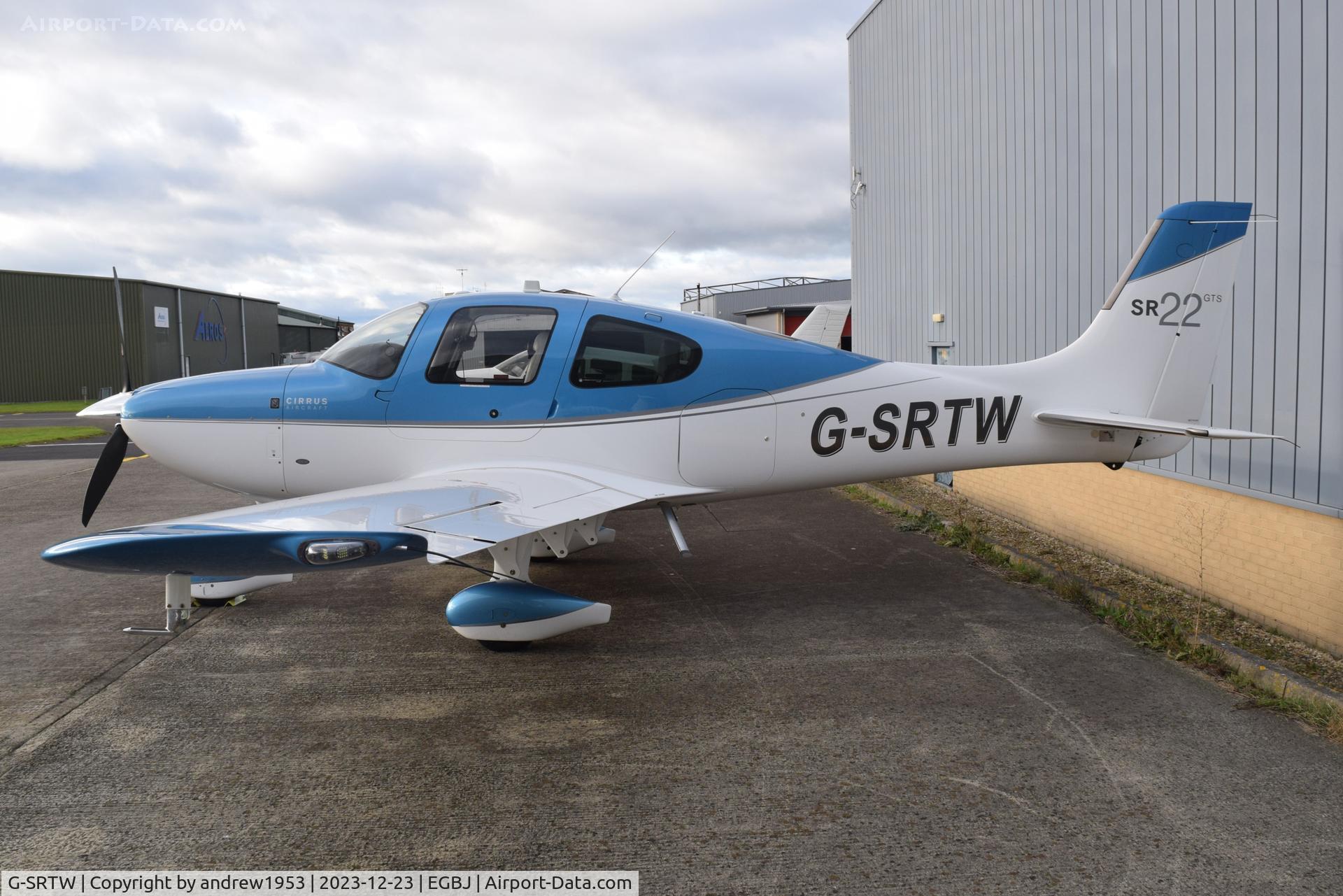 G-SRTW, 2012 Cirrus SR-22 GTS X Carbon C/N 3828, G-SRTW at Gloucestershire Airport.