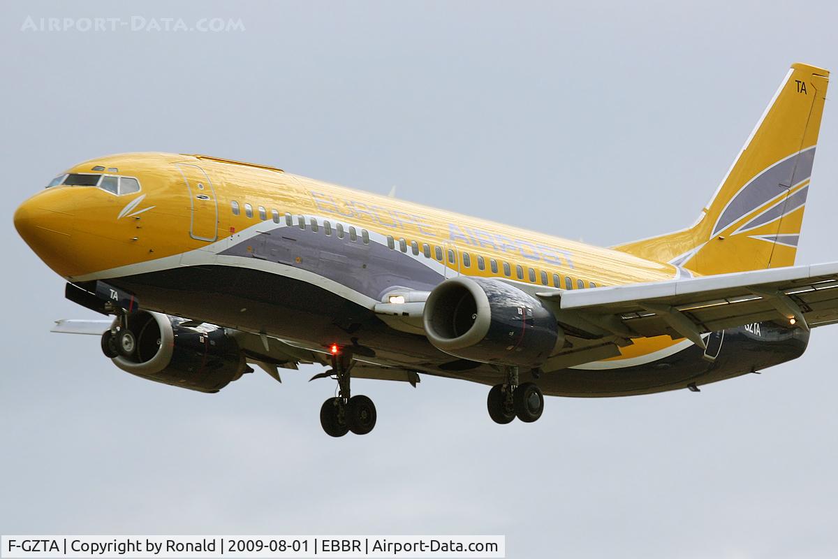 F-GZTA, 1998 Boeing 737-33V(QC) C/N 29333/3084, at bru