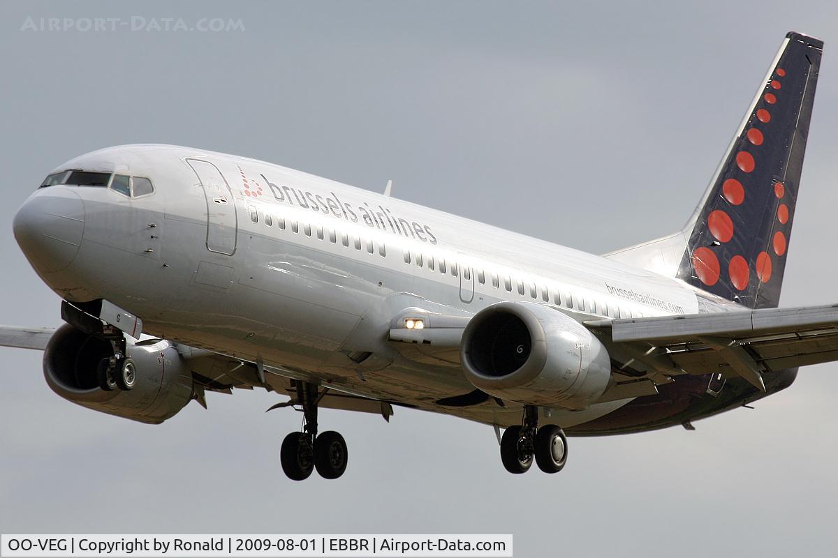 OO-VEG, 1998 Boeing 737-36N C/N 28568, at bru