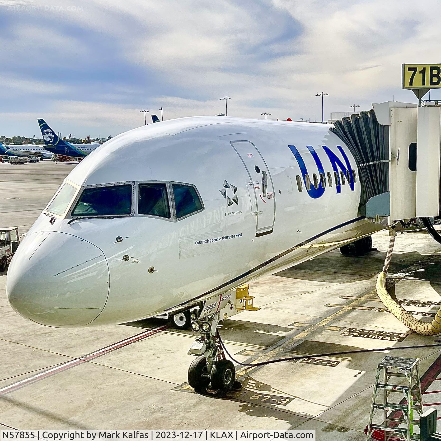 N57855, 2004 Boeing 757-324 C/N 32814, B753 United Airlines Boeing 757-324 N57855 UAL2430 ORD-LAX gate 71B LAX