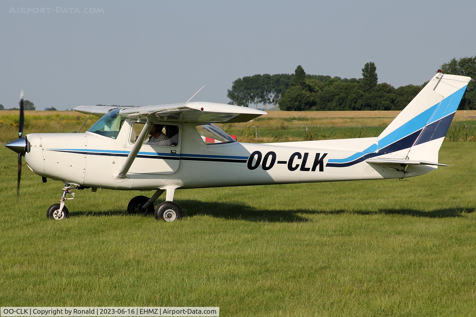 OO-CLK, 1979 Reims F152 C/N 1603, at ehmz