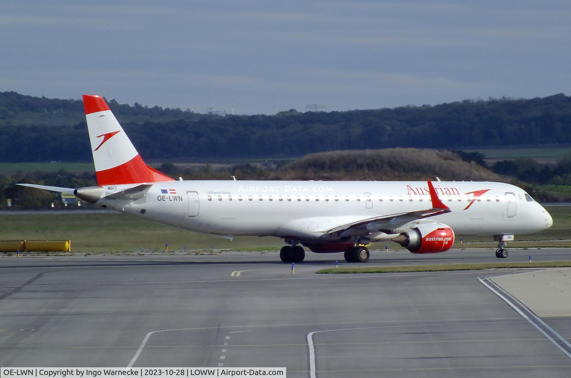 OE-LWN, 2012 Embraer 195LR (ERJ-190-200LR) C/N 19000553, EMBRAER 195LR (ERJ-190-200LR)  of Austrian Airlines at Wien-Schwechat airport