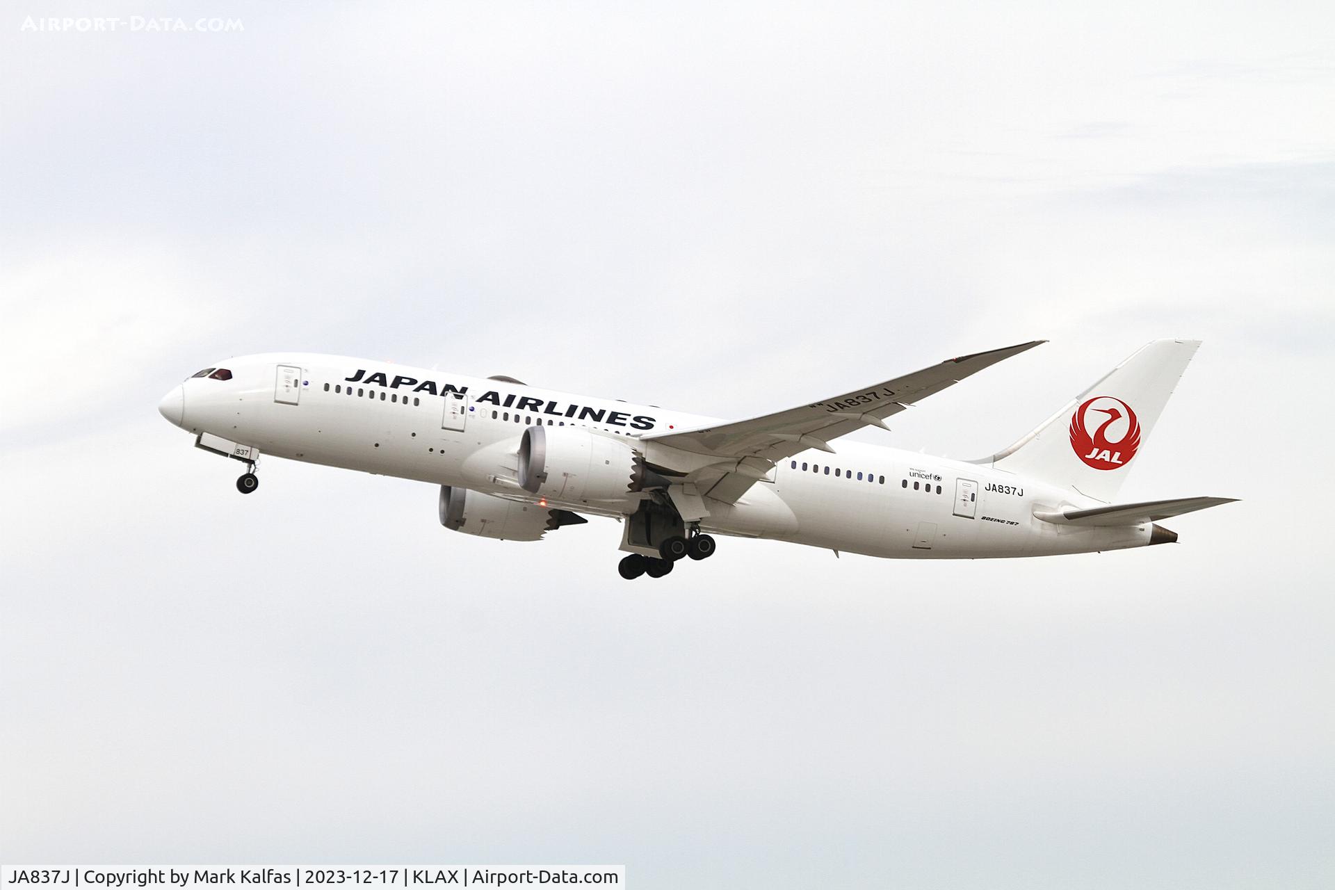 JA837J, 2014 Boeing 787-8 Dreamliner Dreamliner C/N 34860, B788 Japan Airlines Boeing 787-8 JA837J JAL61 KLAX-RJAA