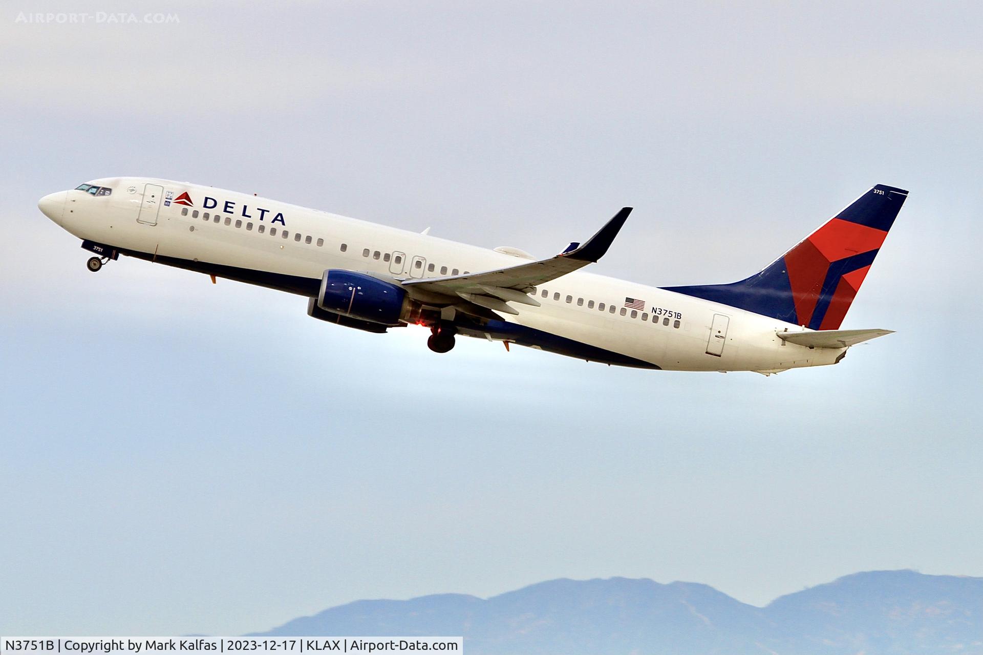 N3751B, 2001 Boeing 737-832 C/N 30491, B738 Delta Airlines Boeing 737-800 N3751B DAL1115 KLAX-KMSU