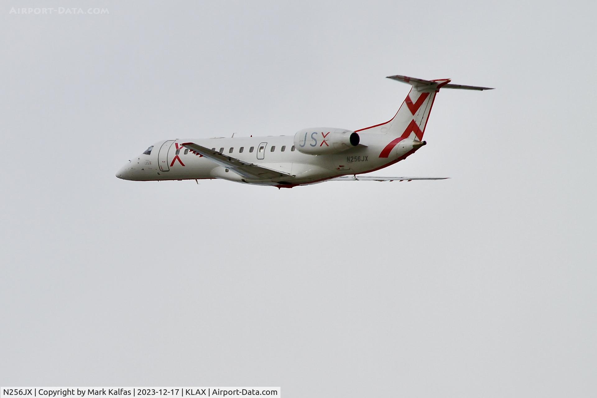 N256JX, 2000 Embraer ERJ-135LR (EMB-135LR) C/N 145211, E135 JSX Embraer ERJ-135 N256JX JSX321 KLAX-KLAS