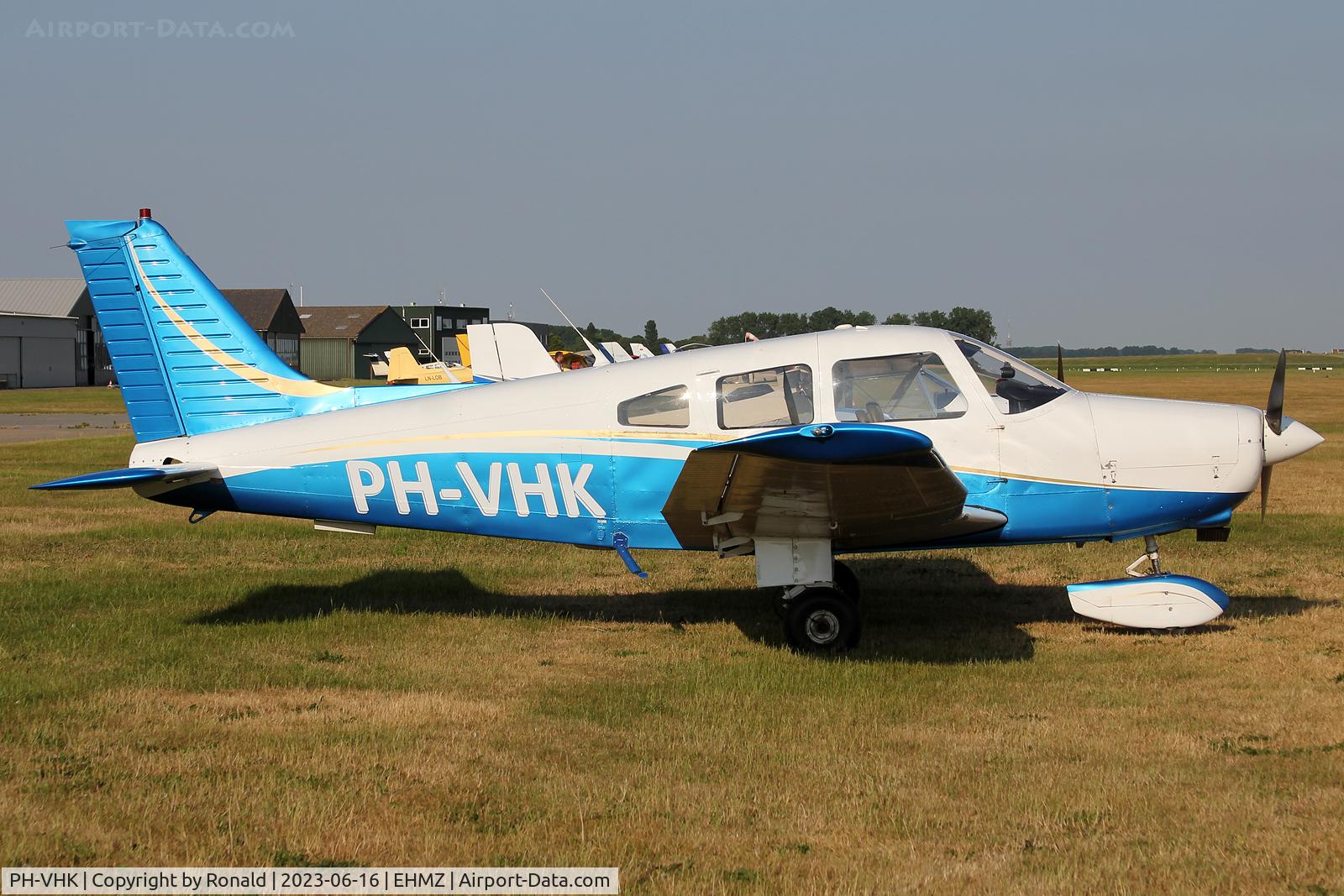 PH-VHK, Piper PA-28-161 Warrior II C/N 28-7916003, at ehmz