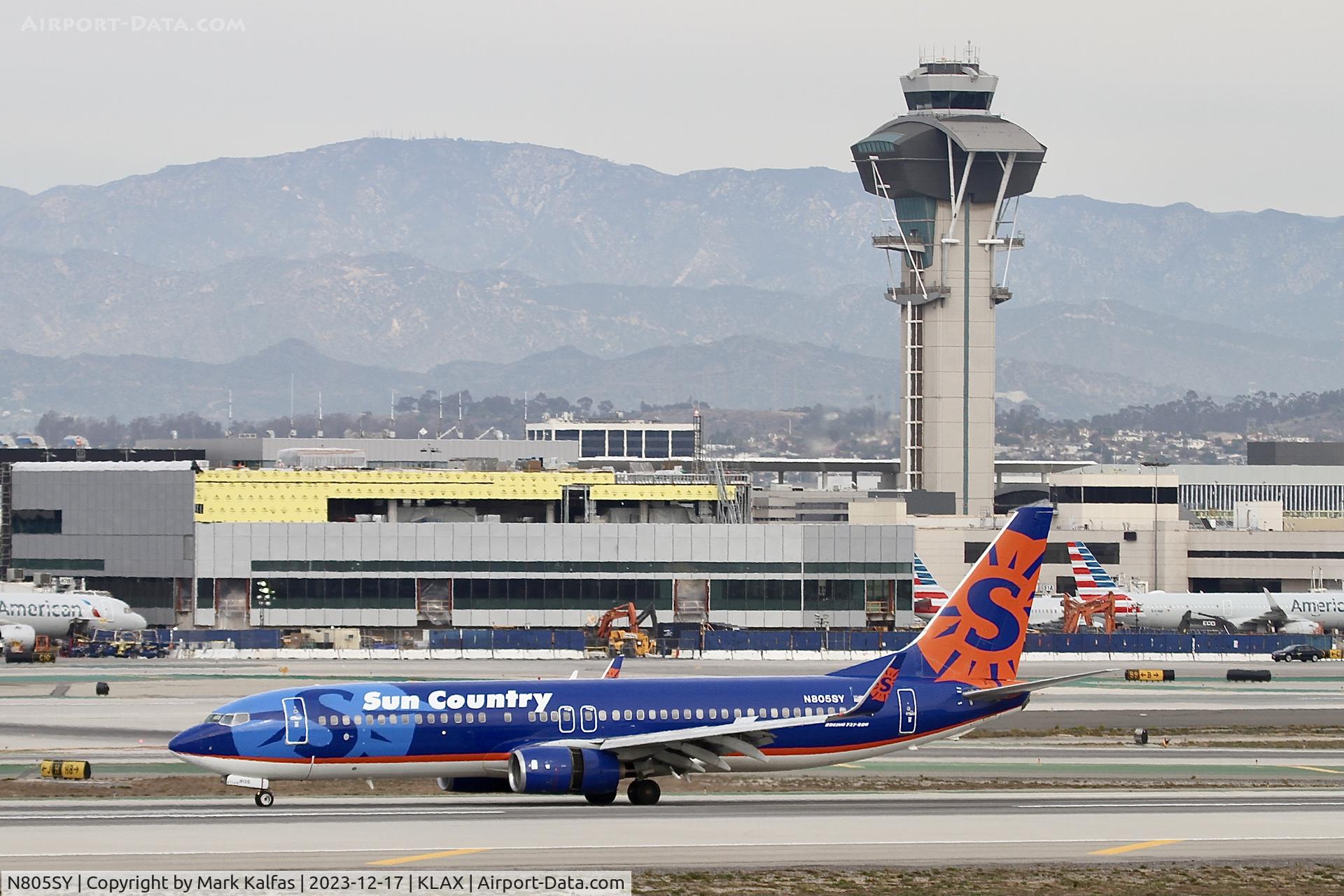 N805SY, 2001 Boeing 737-8Q8 C/N 30032, B738 Sun Country Boeing 737-800 N805SY   SCX427 KMSP-KLAX