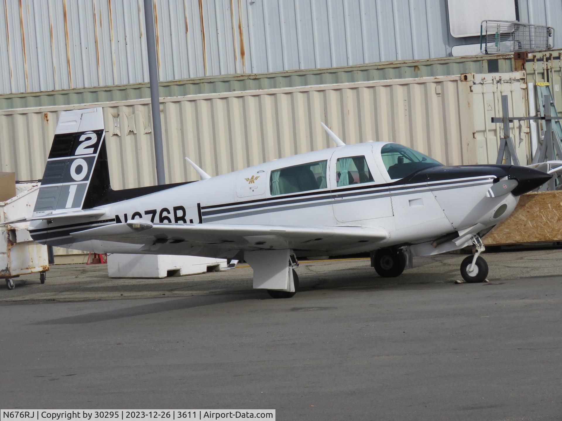 N676RJ, 1982 Mooney M20J 201 C/N 24-1323, Parked