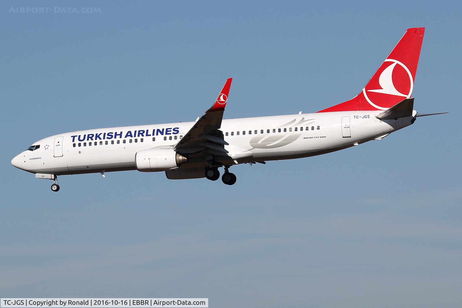 TC-JGS, 2006 Boeing 737-8F2 C/N 34416, at bru