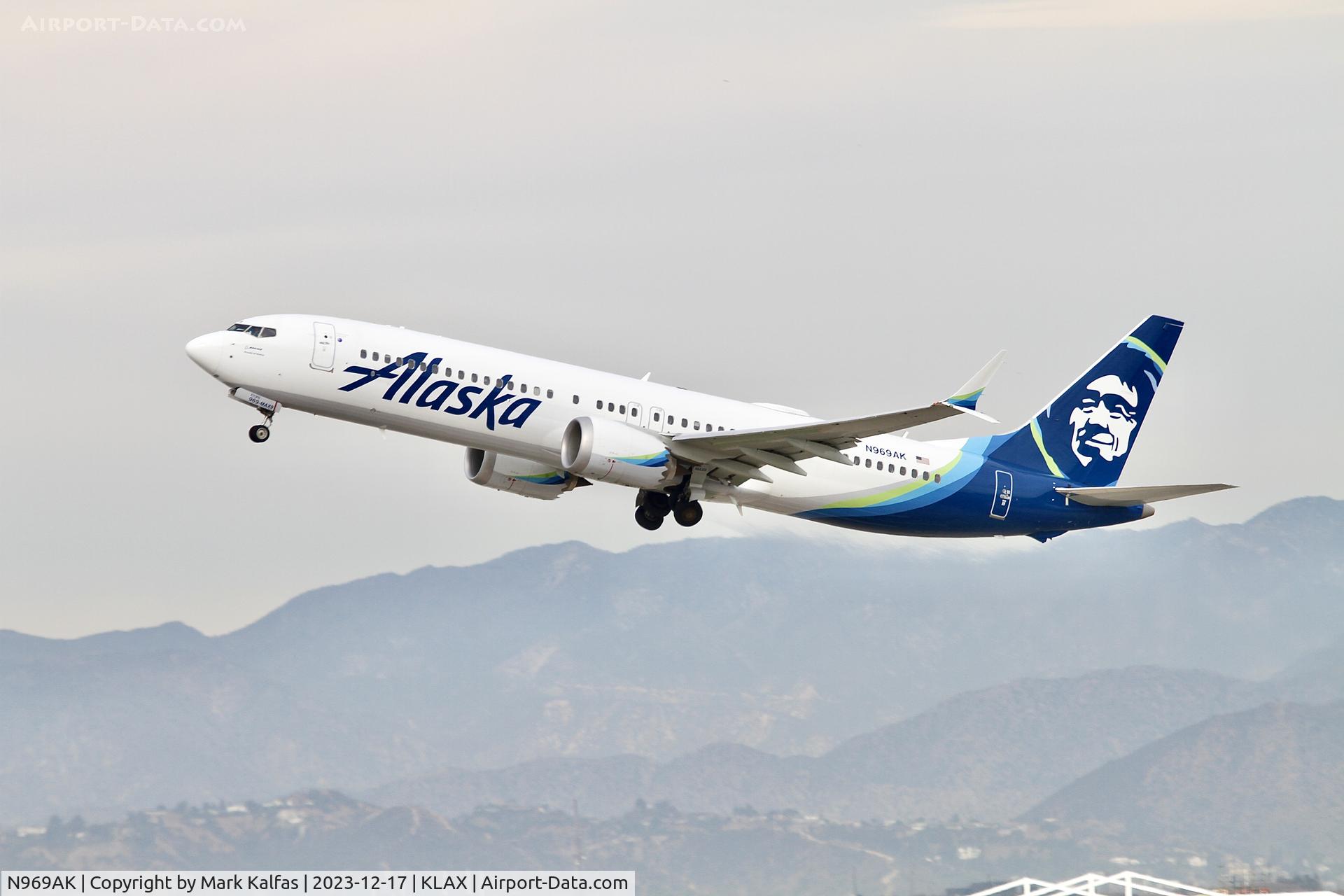 N969AK, 2023 Boeing 737 MAX 9 C/N 67421, B39M Alaska Airlines Boeing 737 MAX 9 N969AK ASA1219  LAX-SEA.