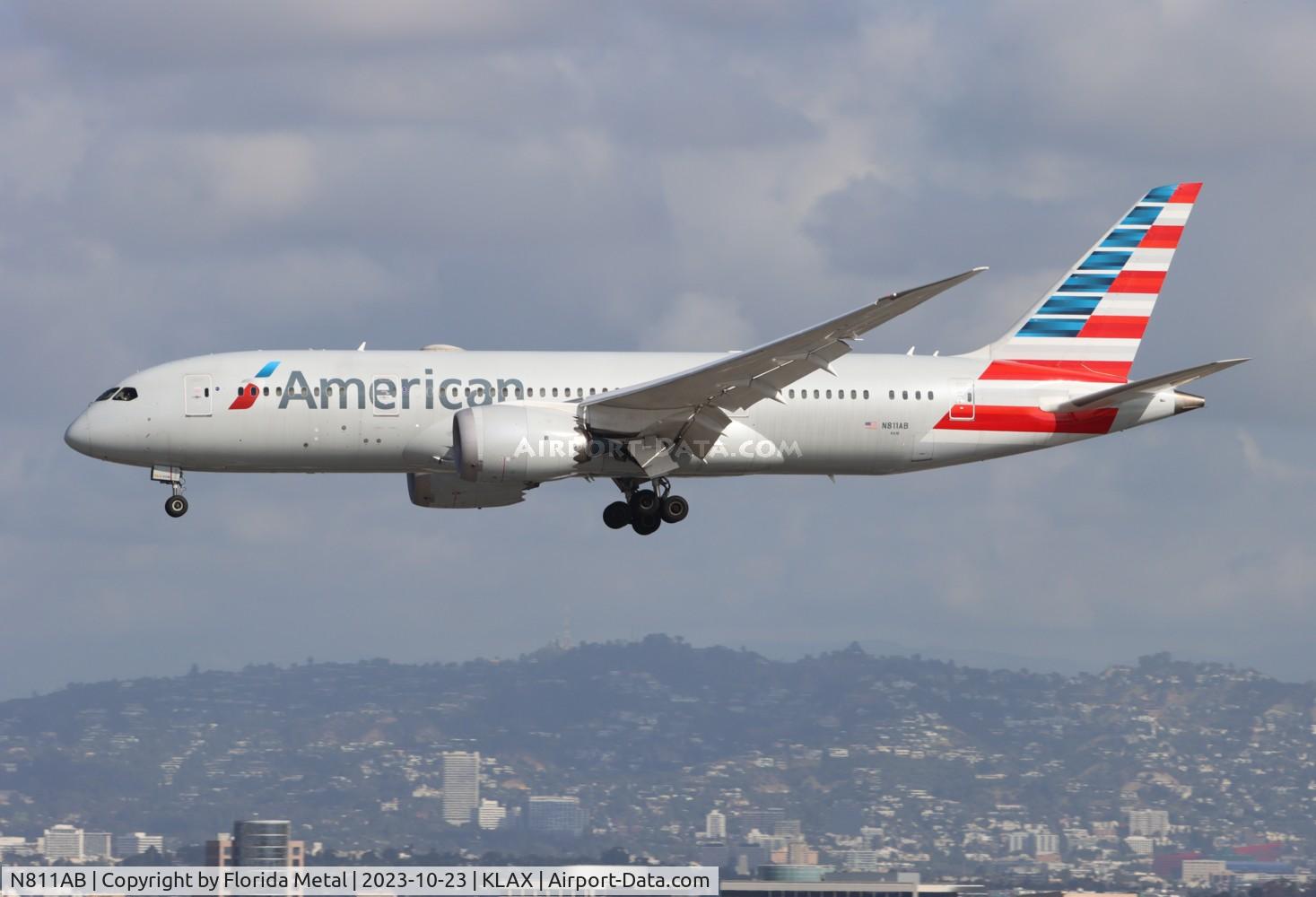 N811AB, 2015 Boeing 787-8 Dreamliner C/N 40629, AAL 788 zx KMIA-LAX