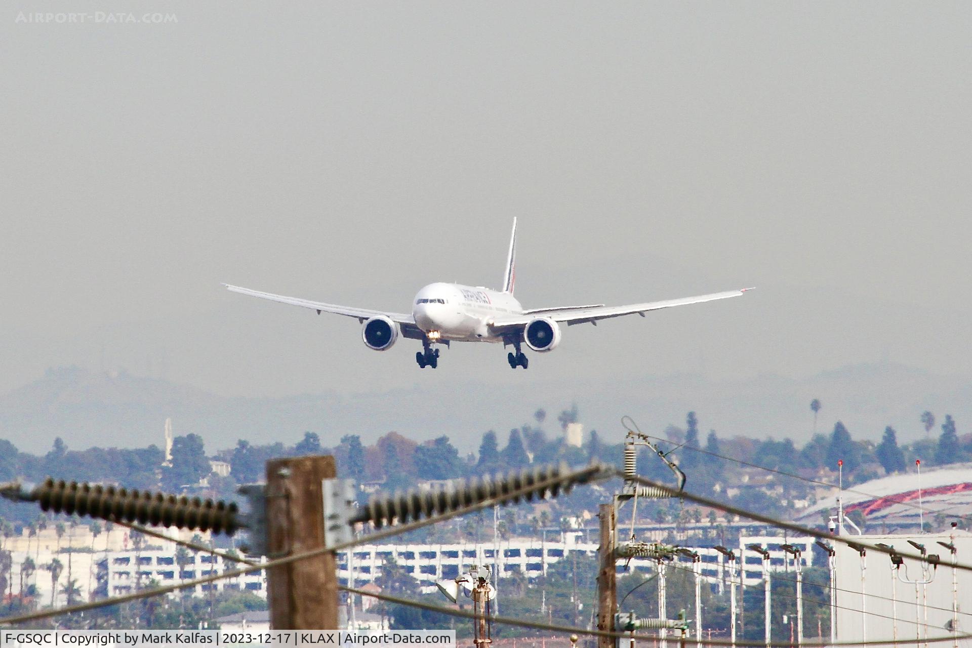 F-GSQC, 2004 Boeing 777-328/ER C/N 32727, B77W Air Fance BOEING 777-300ER F-GSQC AFR66 CDG-LAX