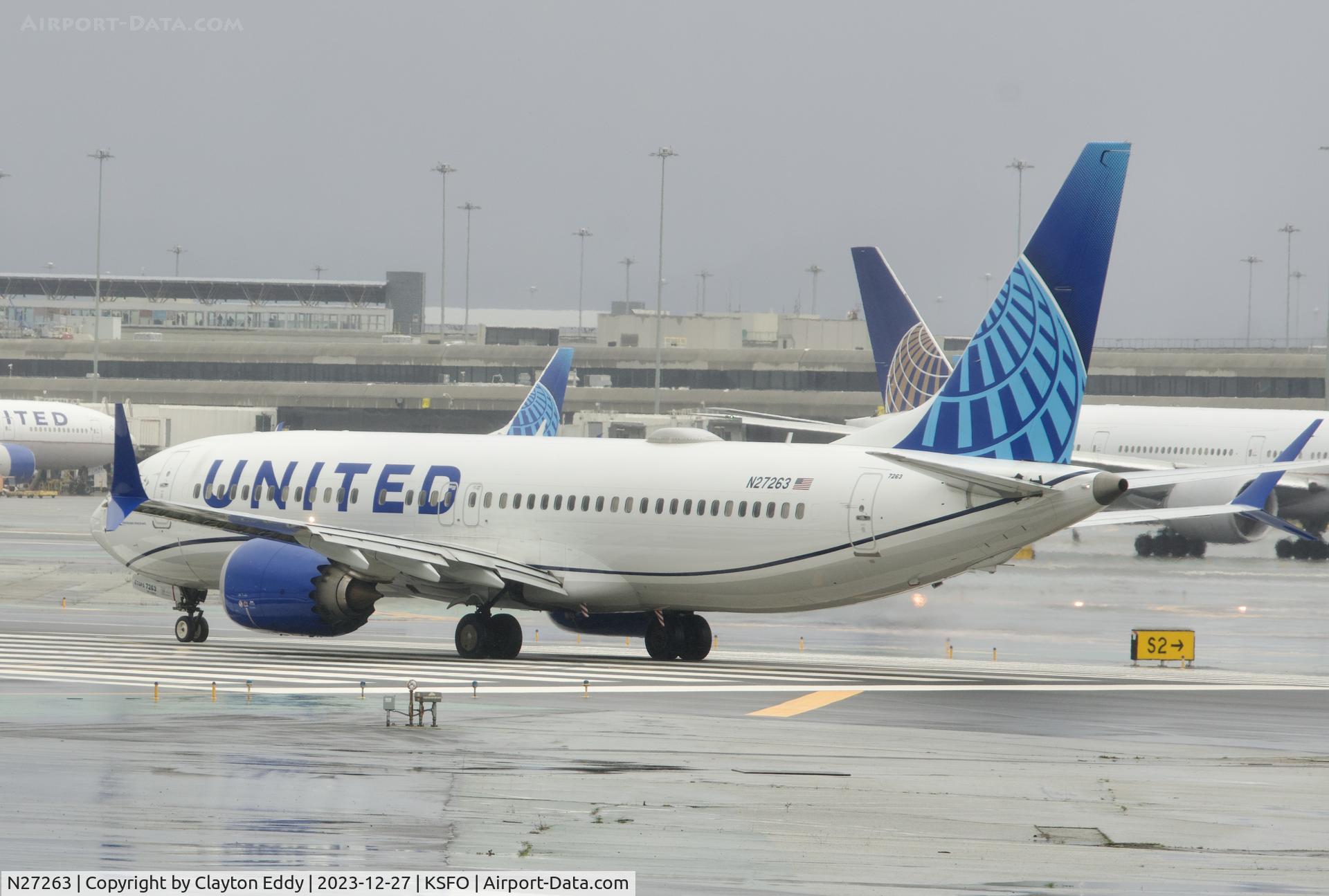 N27263, 2021 Boeing 737-8 MAX C/N 66595, Runway 10 SFO 2023.