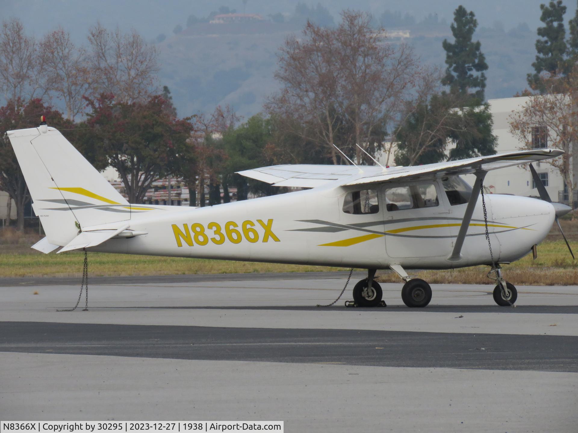 N8366X, 1961 Cessna 172C C/N 17248866, Parked