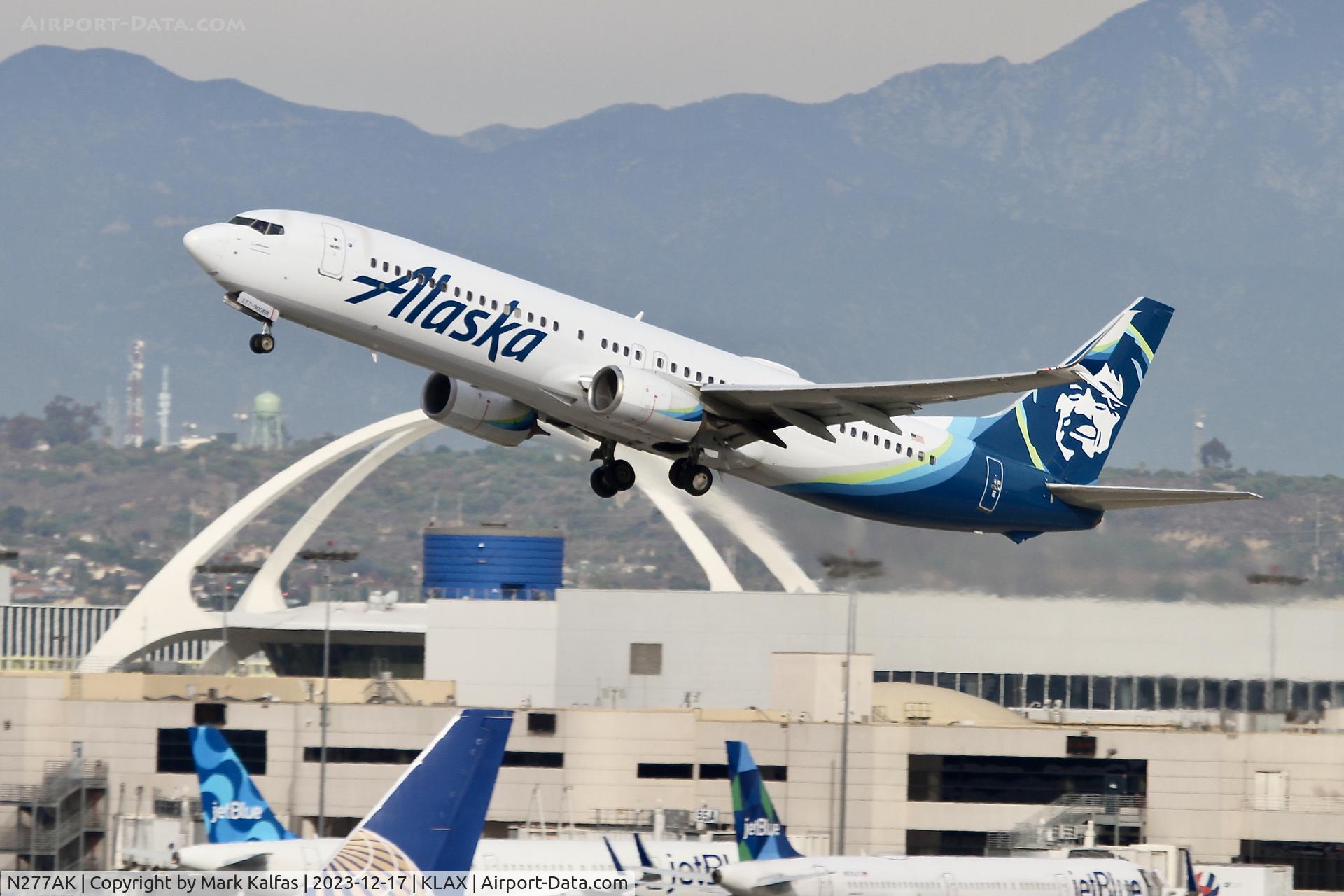 N277AK, 2017 Boeing 737-990/ER C/N 62472, B739 Alaska Airlines Boeing 737-900 N277AK ASA1418  LAX-GDL