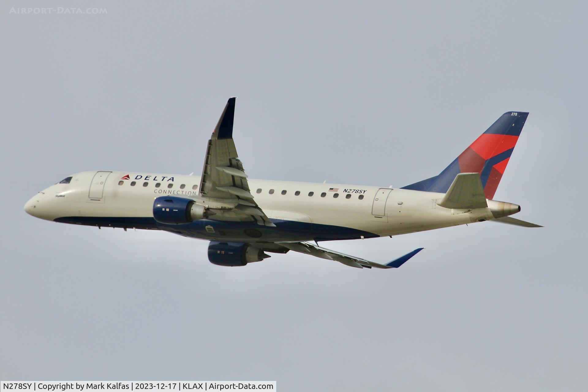 N278SY, 2018 Embraer 175LR (ERJ-170-200LR) C/N 17000742, E75L SkyWest Delta Connection EMBRAER 175 N278SY SKW3906 LAX-PHX