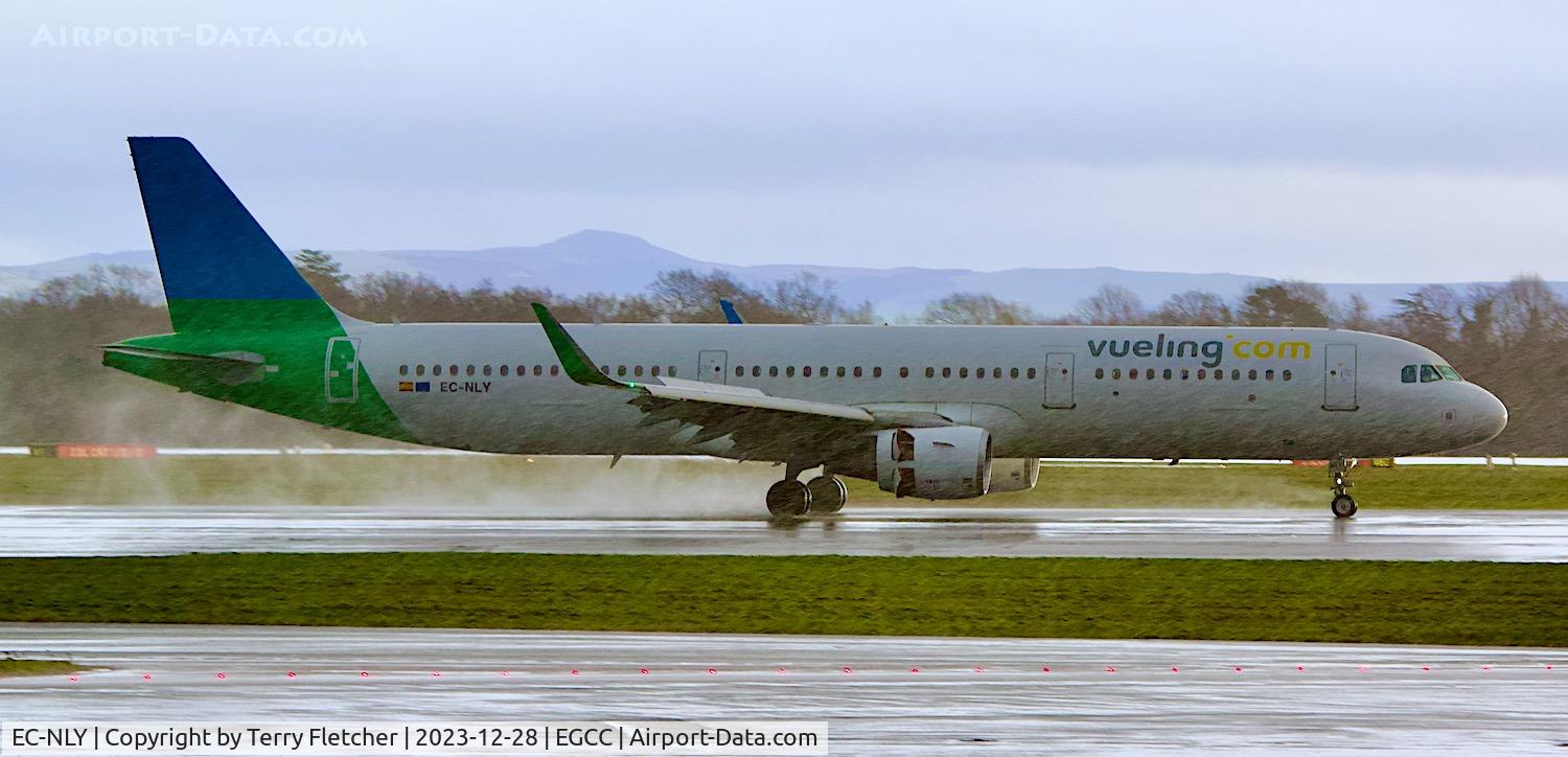 EC-NLY, 2015 Airbus A321-211 C/N 6719, At Manchester