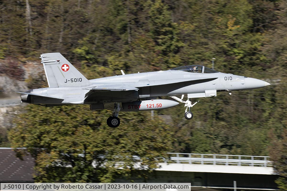 J-5010, McDonnell Douglas F/A-18C Hornet C/N 1345, AXALP Airshow 2023
