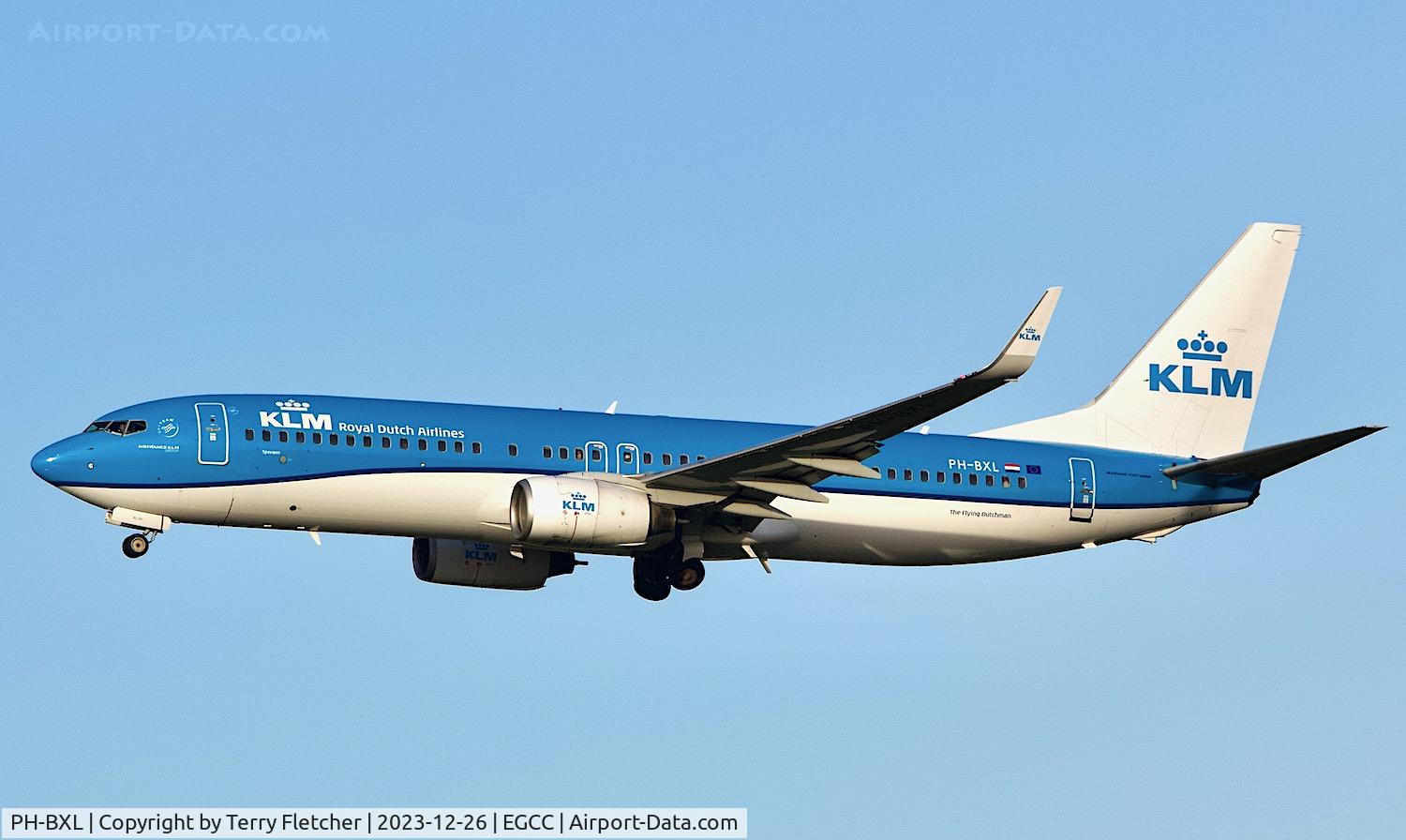 PH-BXL, 2000 Boeing 737-8K2 C/N 30359, At Manchester
