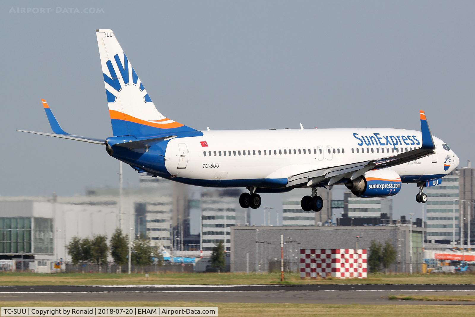 TC-SUU, 2001 Boeing 737-86Q C/N 30274, at spl