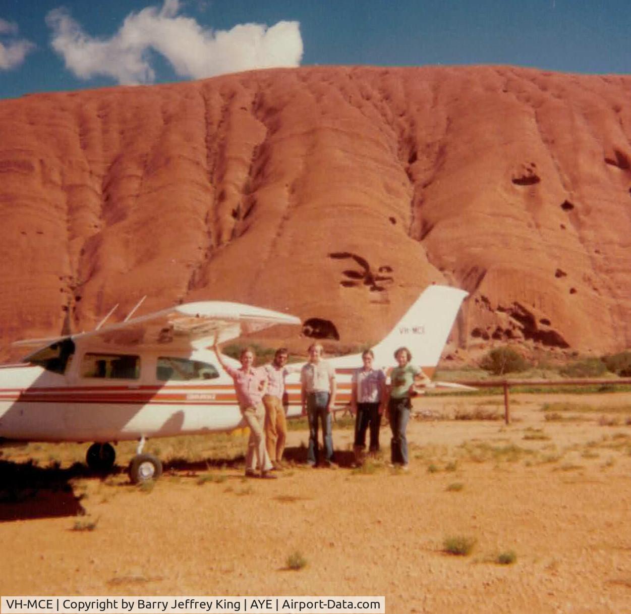 VH-MCE, 1978 Cessna 210M Centurion C/N 21062633, My first flight to the Rock airport June 1979 in VH-MCE