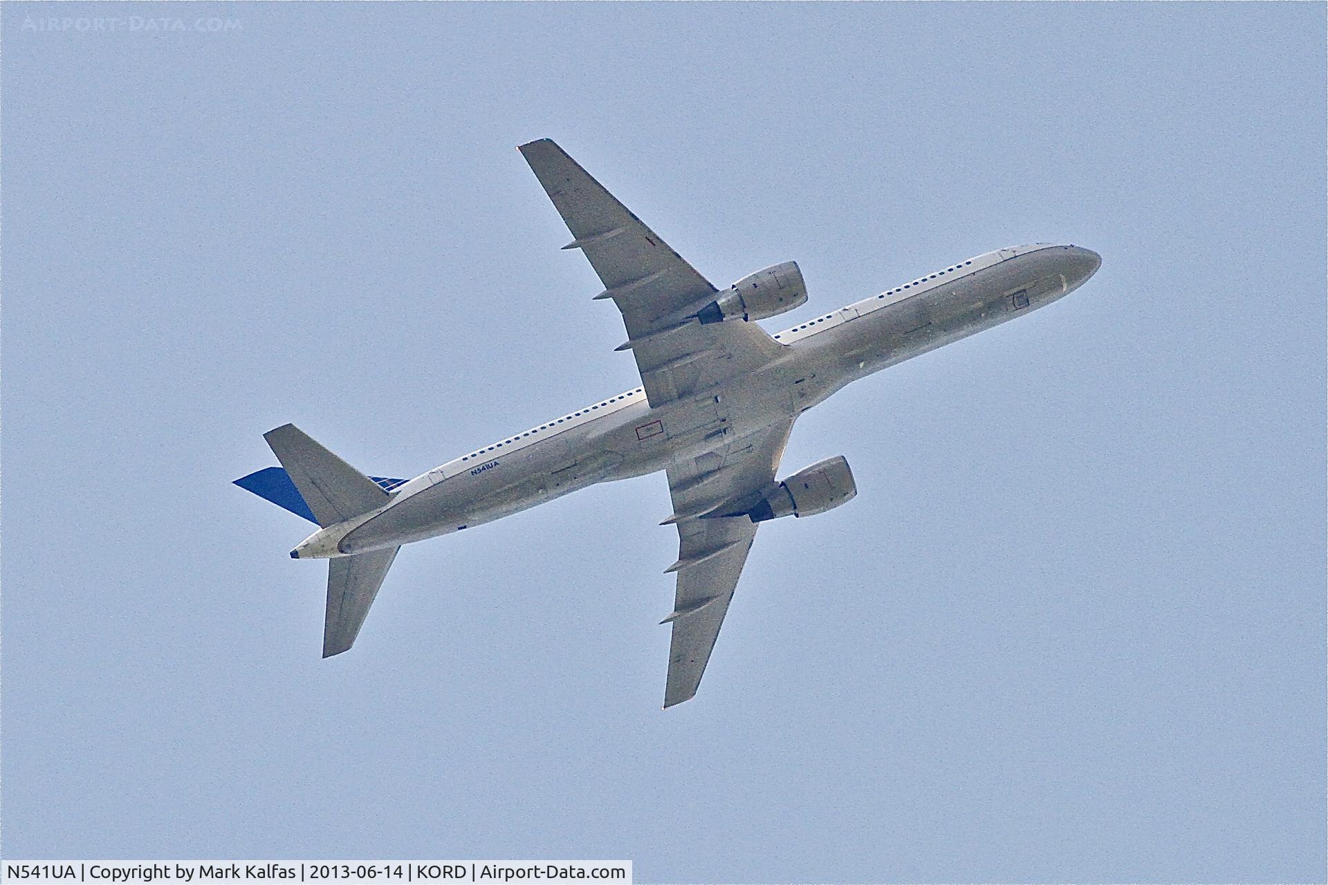 N541UA, 1991 Boeing 757-222 C/N 25253, B752 United Airlines Boeing 757-222 N541UA Departing KORD