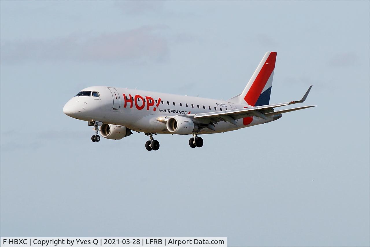 F-HBXC, 2008 Embraer 170ST (ERJ-170-100ST) C/N 17000263, Embraer 170ST, Short approach rwy 25L, Brest-Bretagne airport (LFRB-BES)