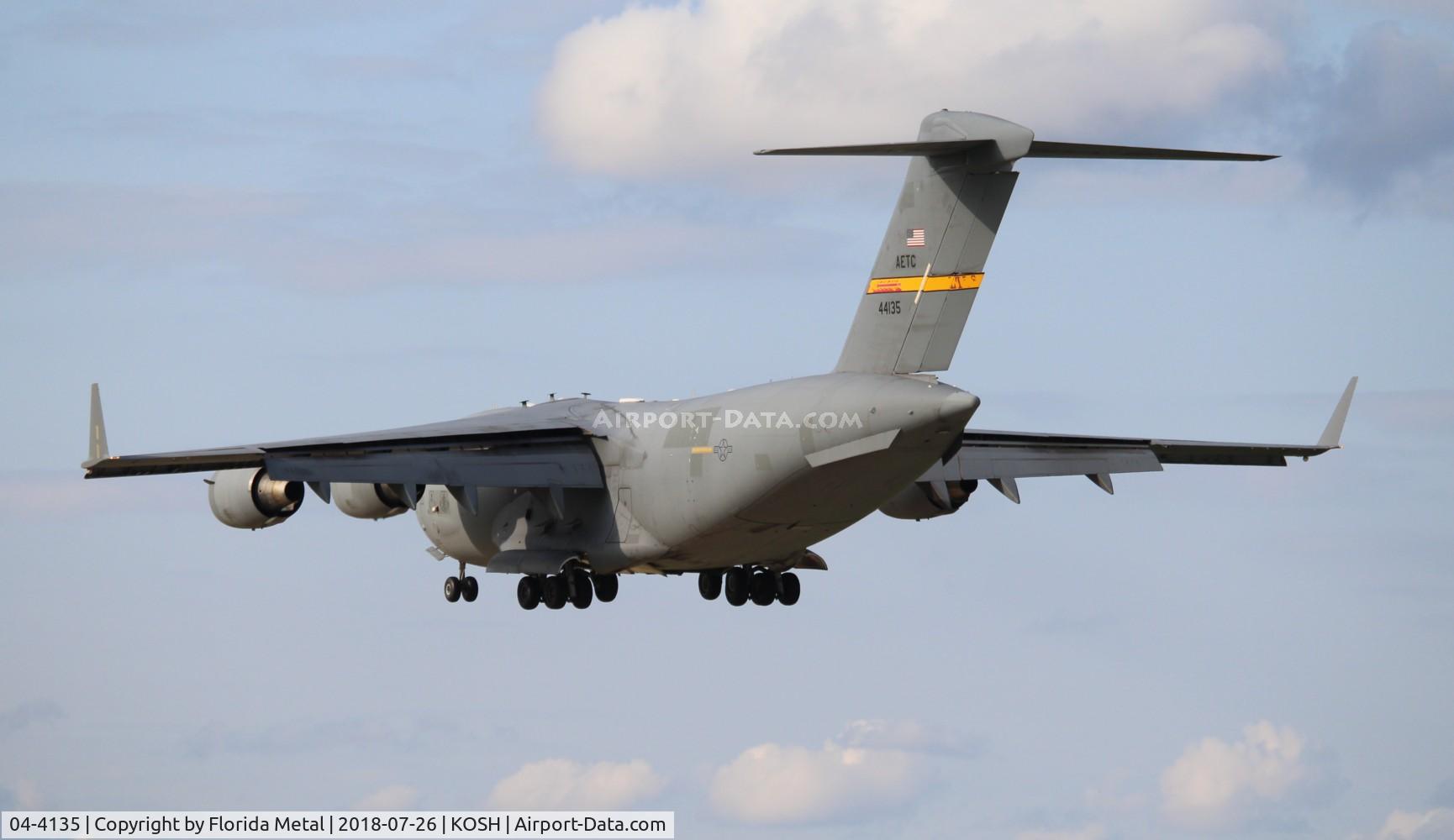 04-4135, 2005 Boeing C-17A Globemaster III C/N P-135, OSH 2018 zx
