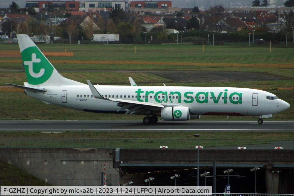 F-GZHZ, 2006 Boeing 737-85P C/N 33977, Taxiing