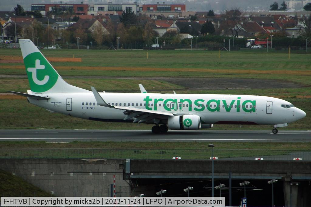 F-HTVB, 2016 Boeing 737-8K2 C/N 62161, Taxiing