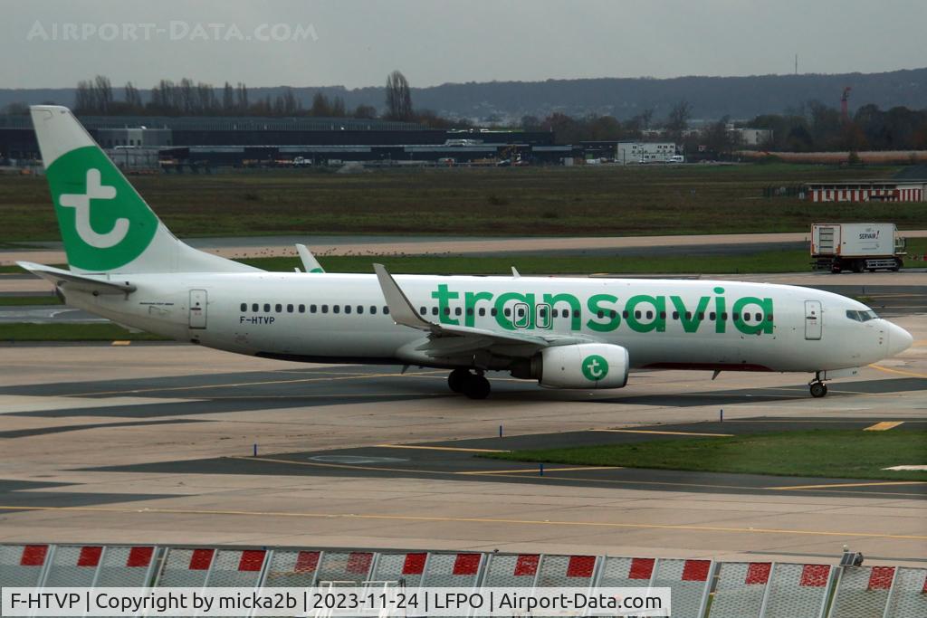F-HTVP, 2013 Boeing 737-8AL C/N 39060, Taxiing