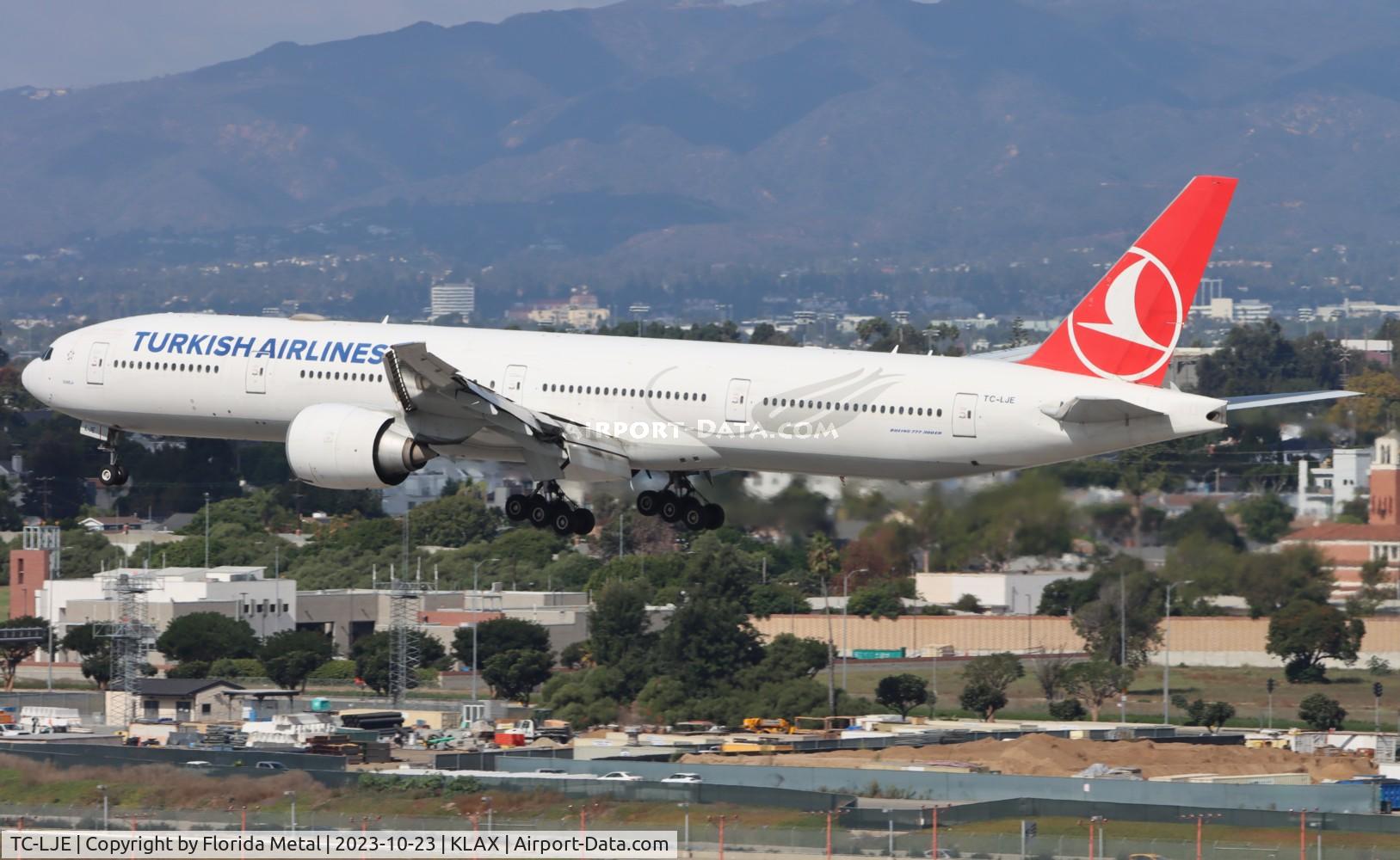 TC-LJE, 2015 Boeing 777-3F2/ER C/N 44126, THY 773 zx LTFM /IST-LAX