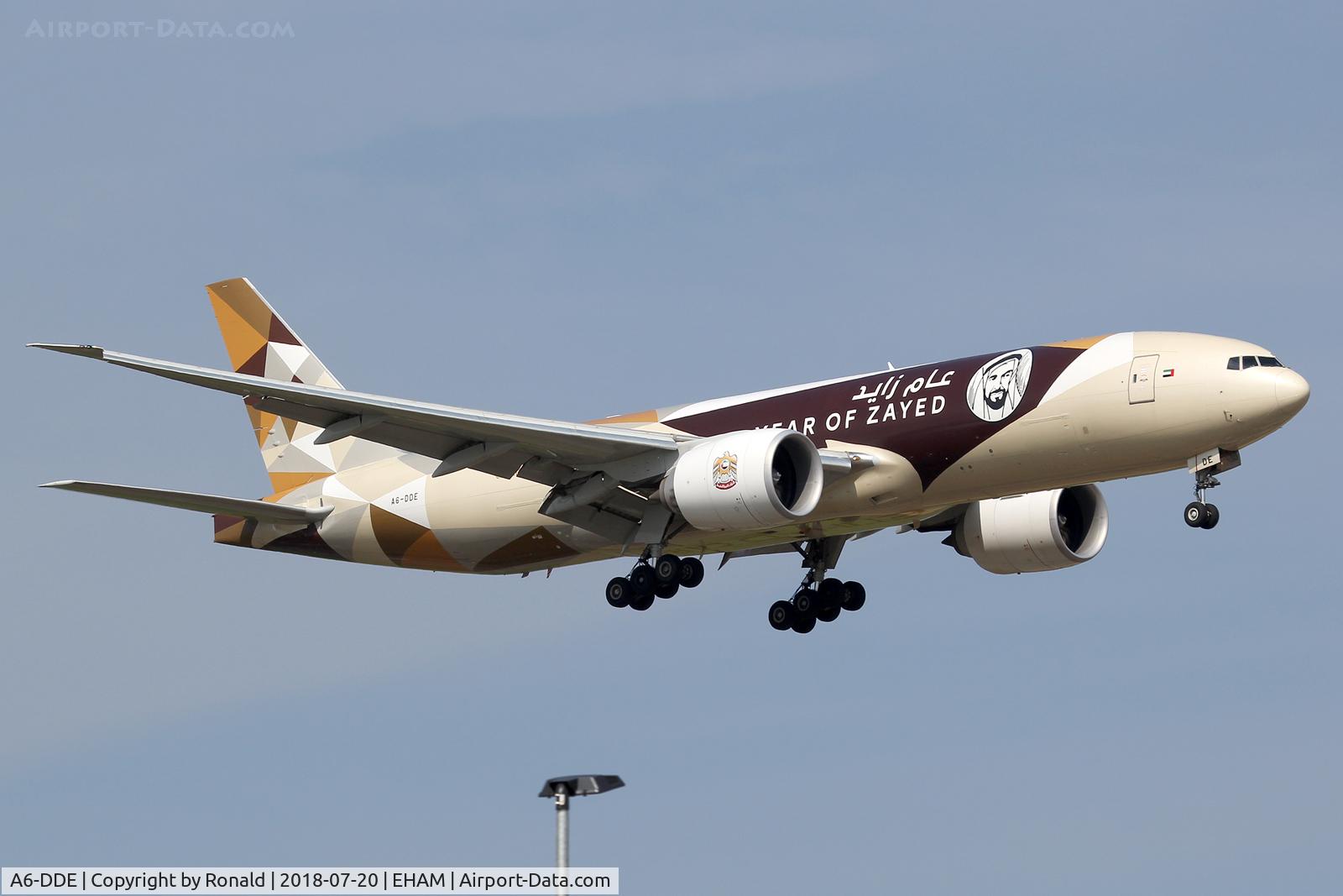 A6-DDE, 2016 Boeing 777-FFX C/N 62745, at spl