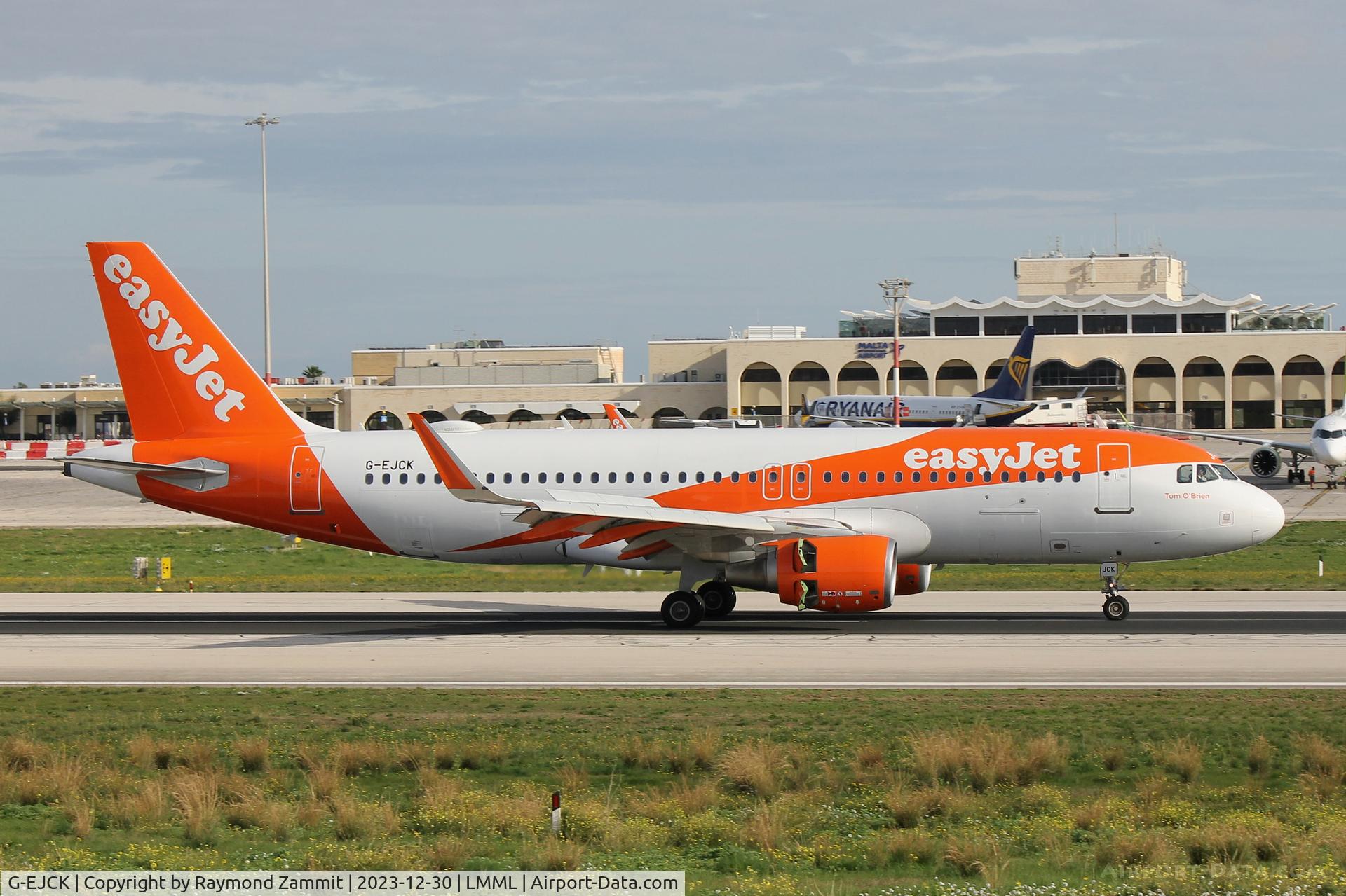 G-EJCK, 2013 Airbus A320-214 C/N 5522, A320 G-EJCK Easyjet