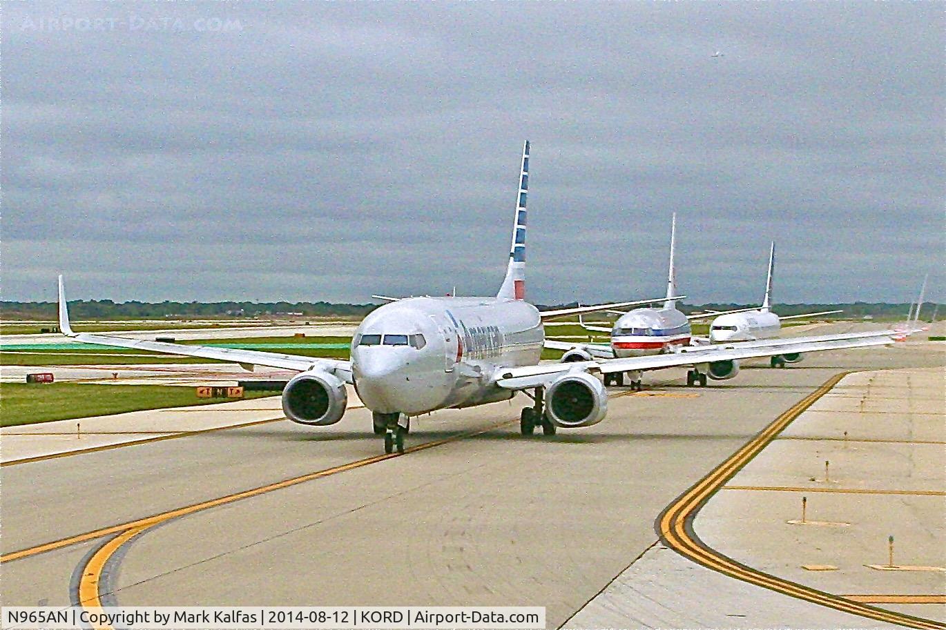 N965AN, 2001 Boeing 737-823 C/N 29544, B738 American Airlines Boeing 737-823 N965AN at KORD