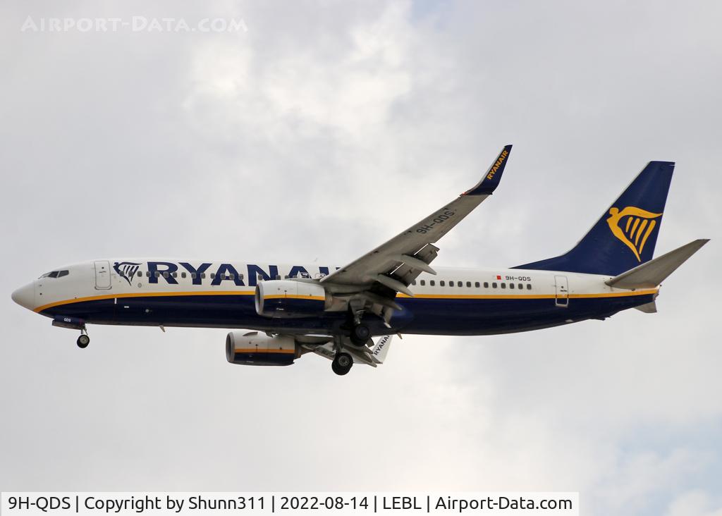 9H-QDS, 2017 Boeing 737-8AS C/N 44768, Landing rwy 24R